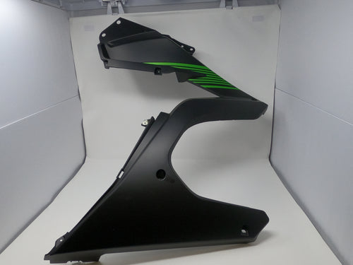 X19 200cc Automatic Motorcycle | Left Middle Fairing (03010677) Green