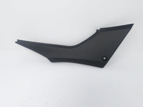 X19 200cc Automatic Motorcycle | Right Seat Fairing (03010678) Black