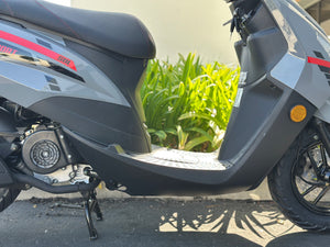 Venom Cali Moped | 50cc Scooter | Automatic Transmission