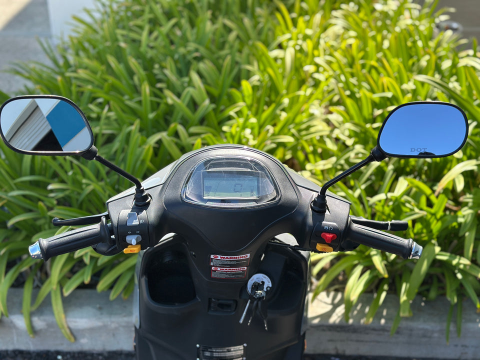 Venom Cali Moped | 50cc Scooter | Automatic Transmission