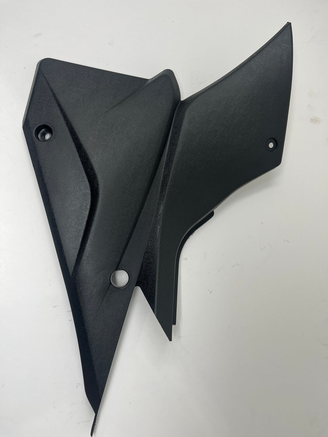 X22R 250cc | Middle Body Fairing Left / Left Seat Fairing - Black (03030815)