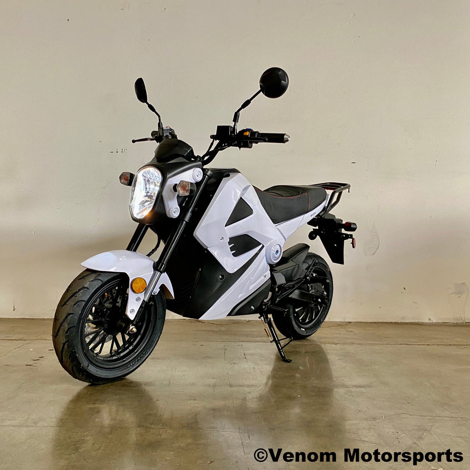 Venom E-Vader | 2000W Electric Motorcycle | Brushless | 72V White