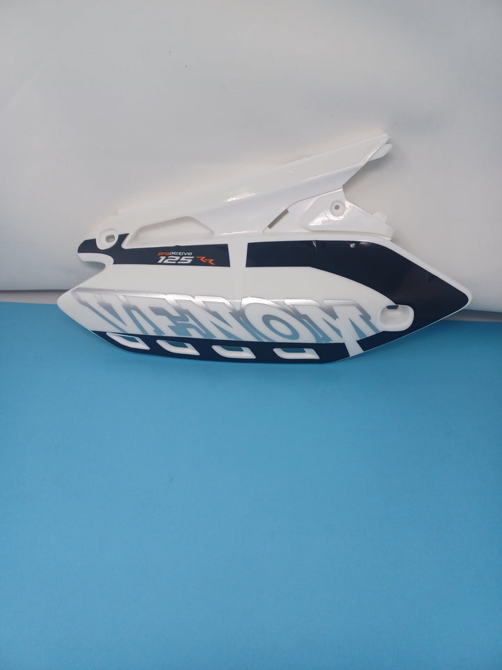 Venom Thunder 125cc Dirt Bike | Right Rear Plastic (301052002001) White