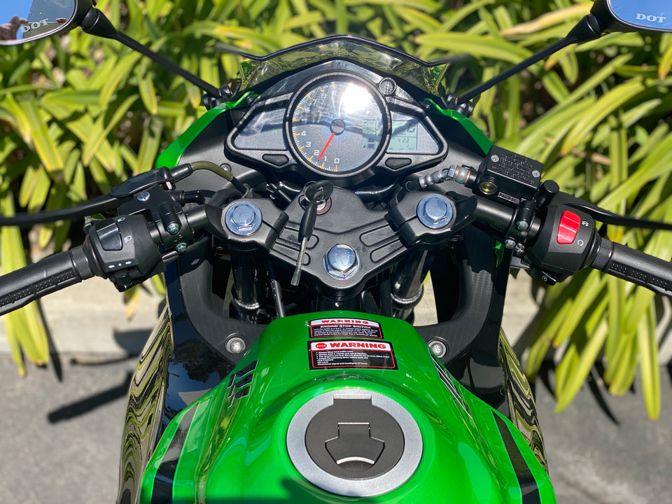 Lifan KPR 200 | 200cc Motorcycle | Fuel-Injected | 6-Speed