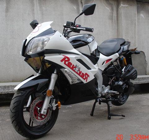 Venom X18RS | 150cc Motorcycle | Automatic Transmission White Black