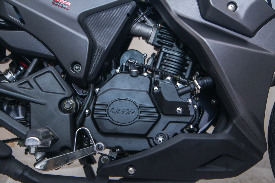 Lifan KPR 200 | 200cc Motorcycle | Fuel-Injected | 6-Speed