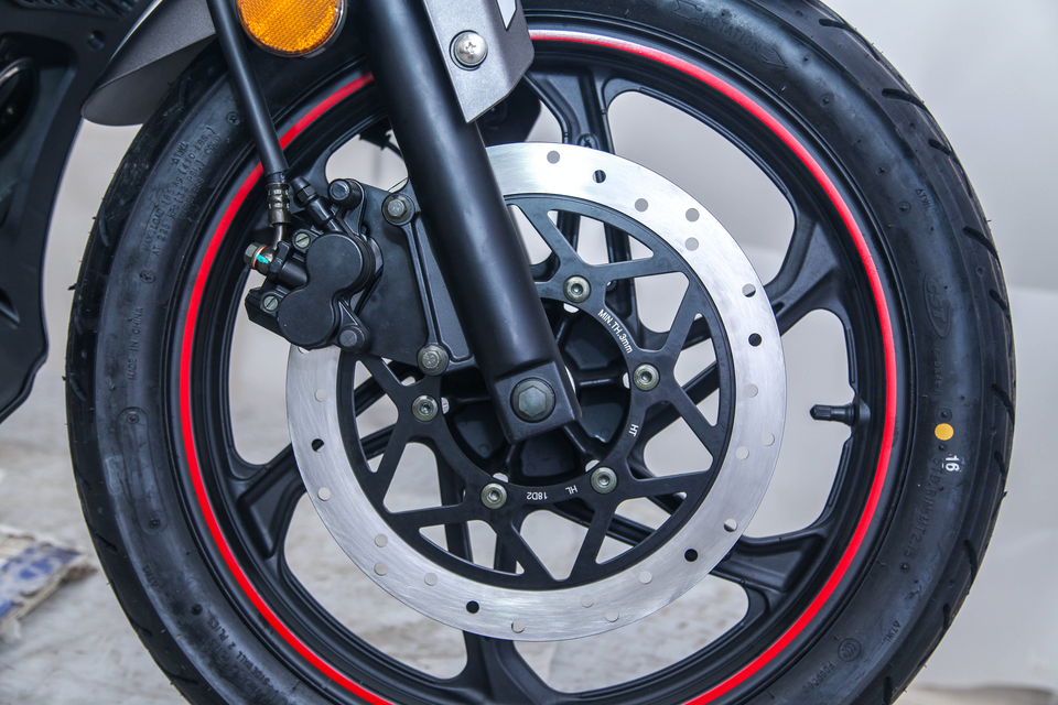 Lifan KPR 200 | 200cc Motorcycle | Fuel-Injected | 6-Speed